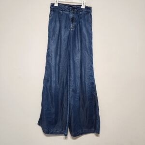 Wide Leg Blue Jeans